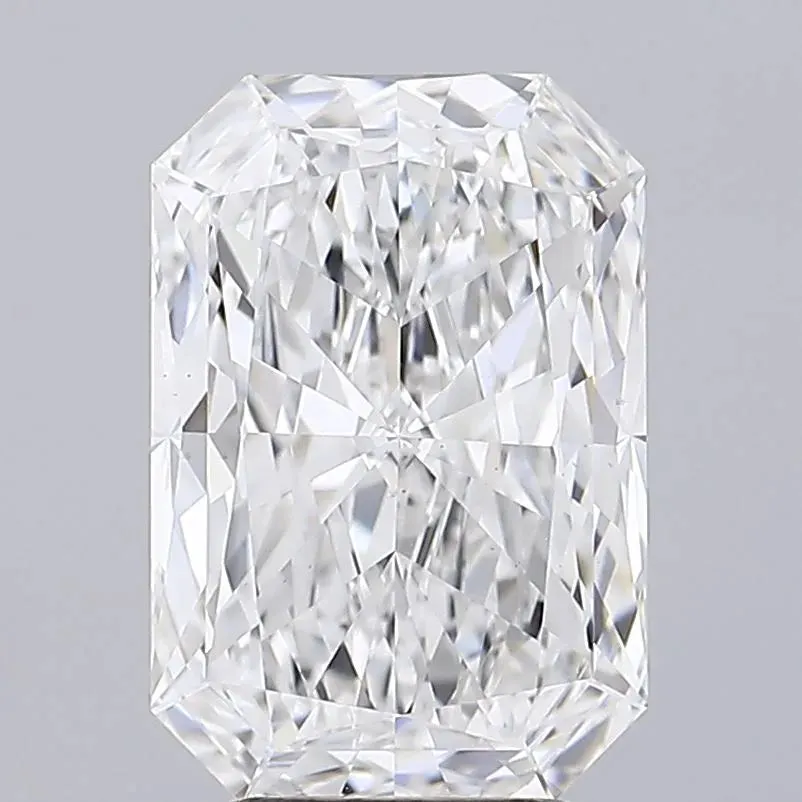 3.82 Carats RADIANT Diamond