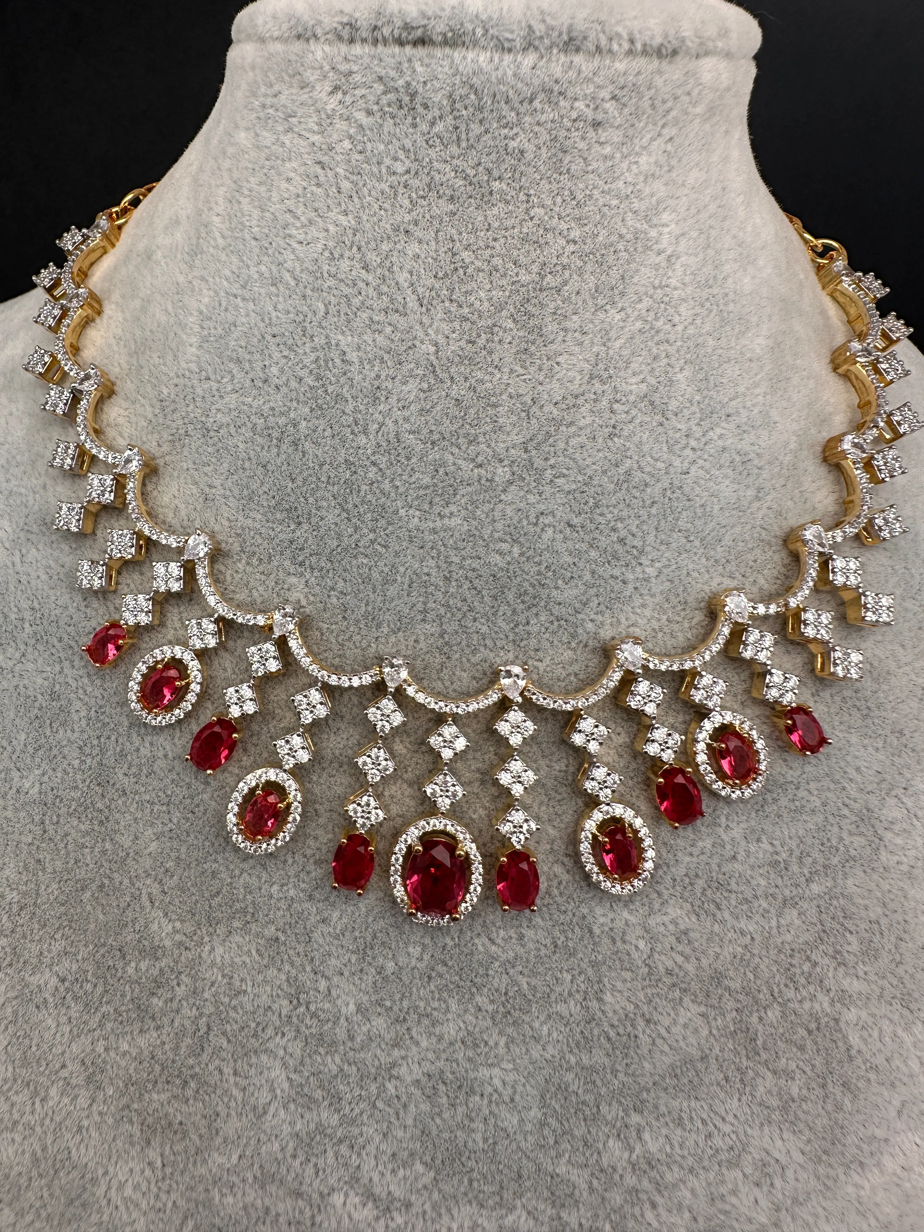 AD Wine Red Neckline Short Necklace