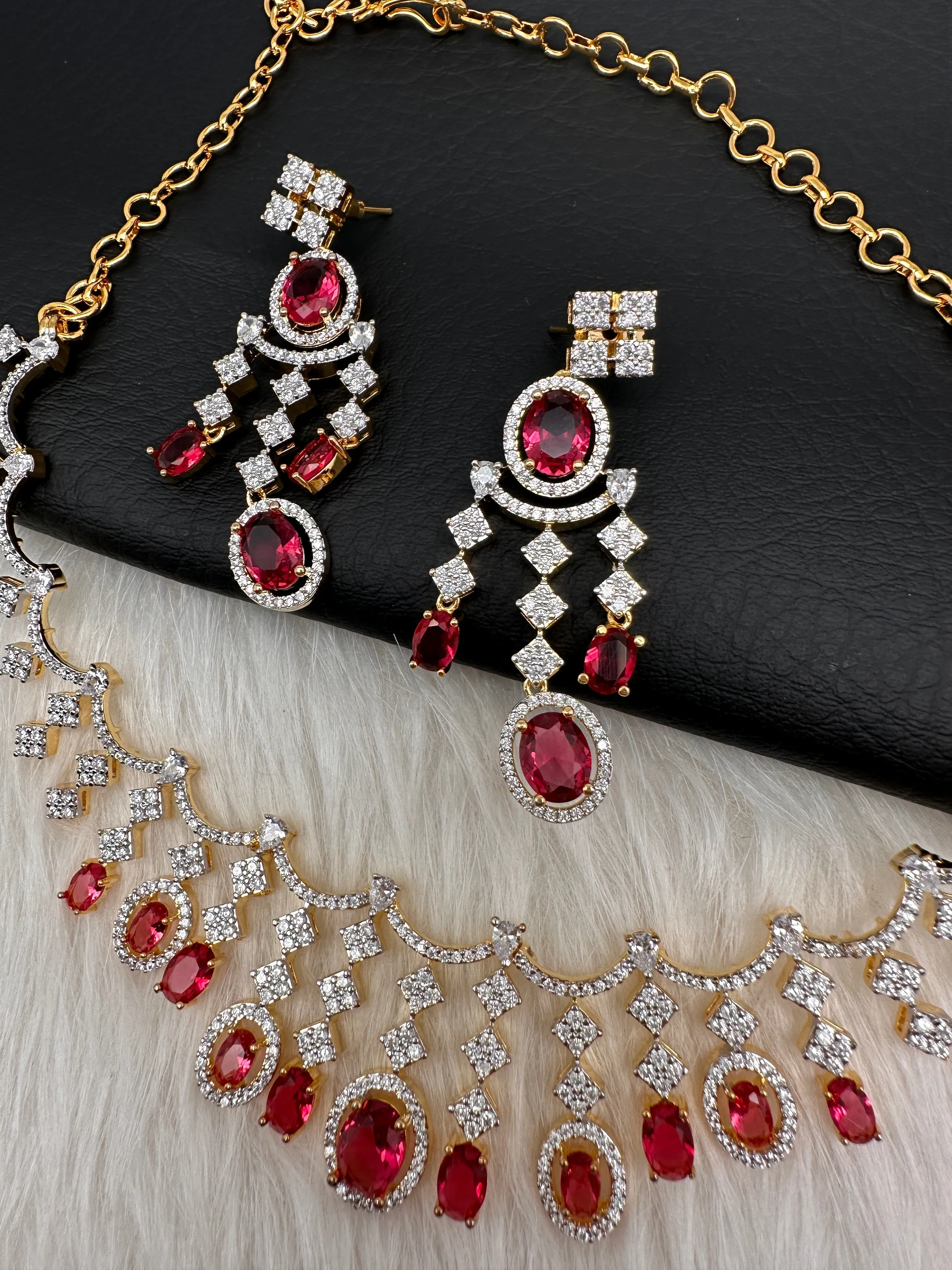 AD Wine Red Neckline Short Necklace