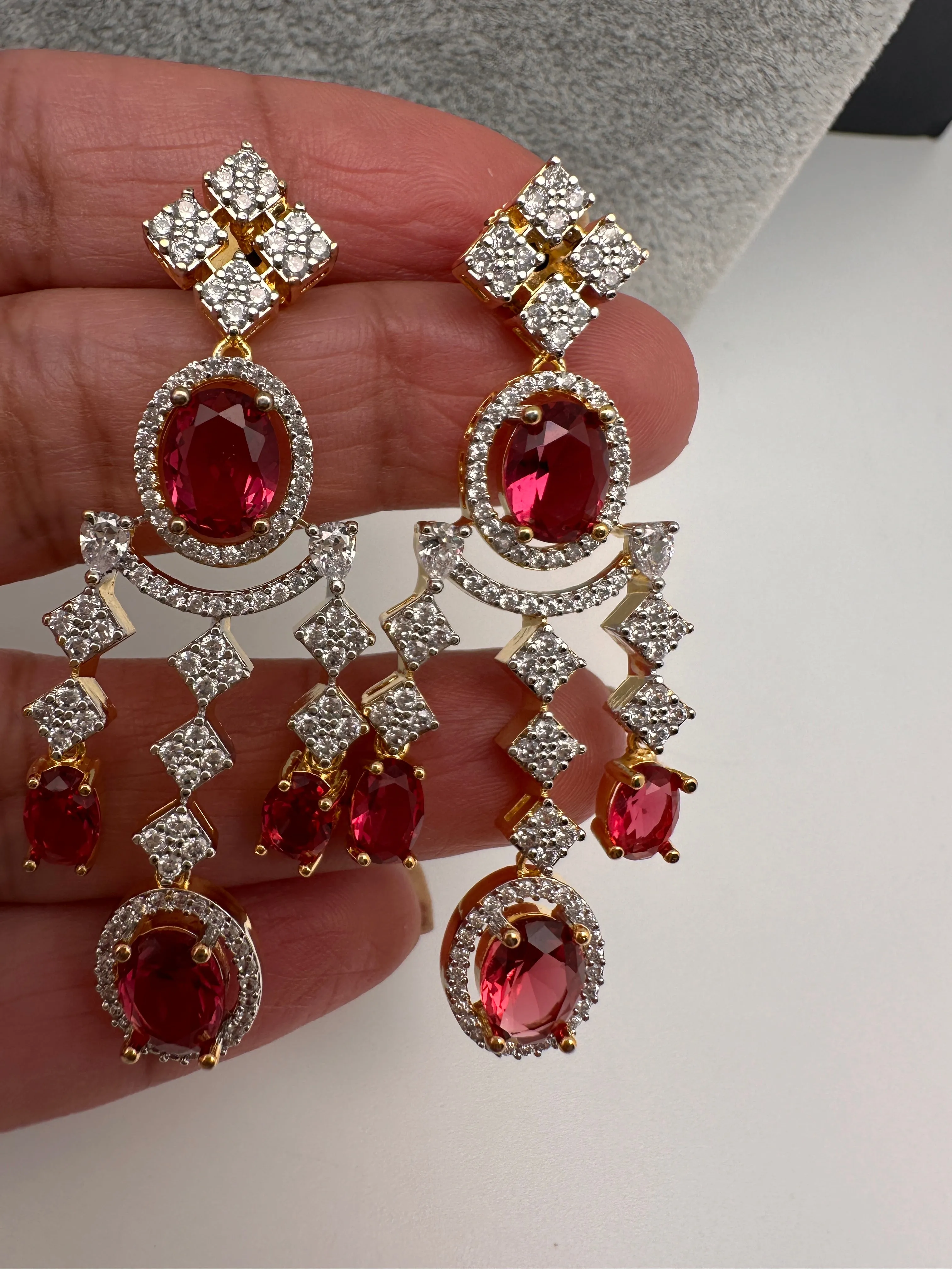 AD Wine Red Neckline Short Necklace