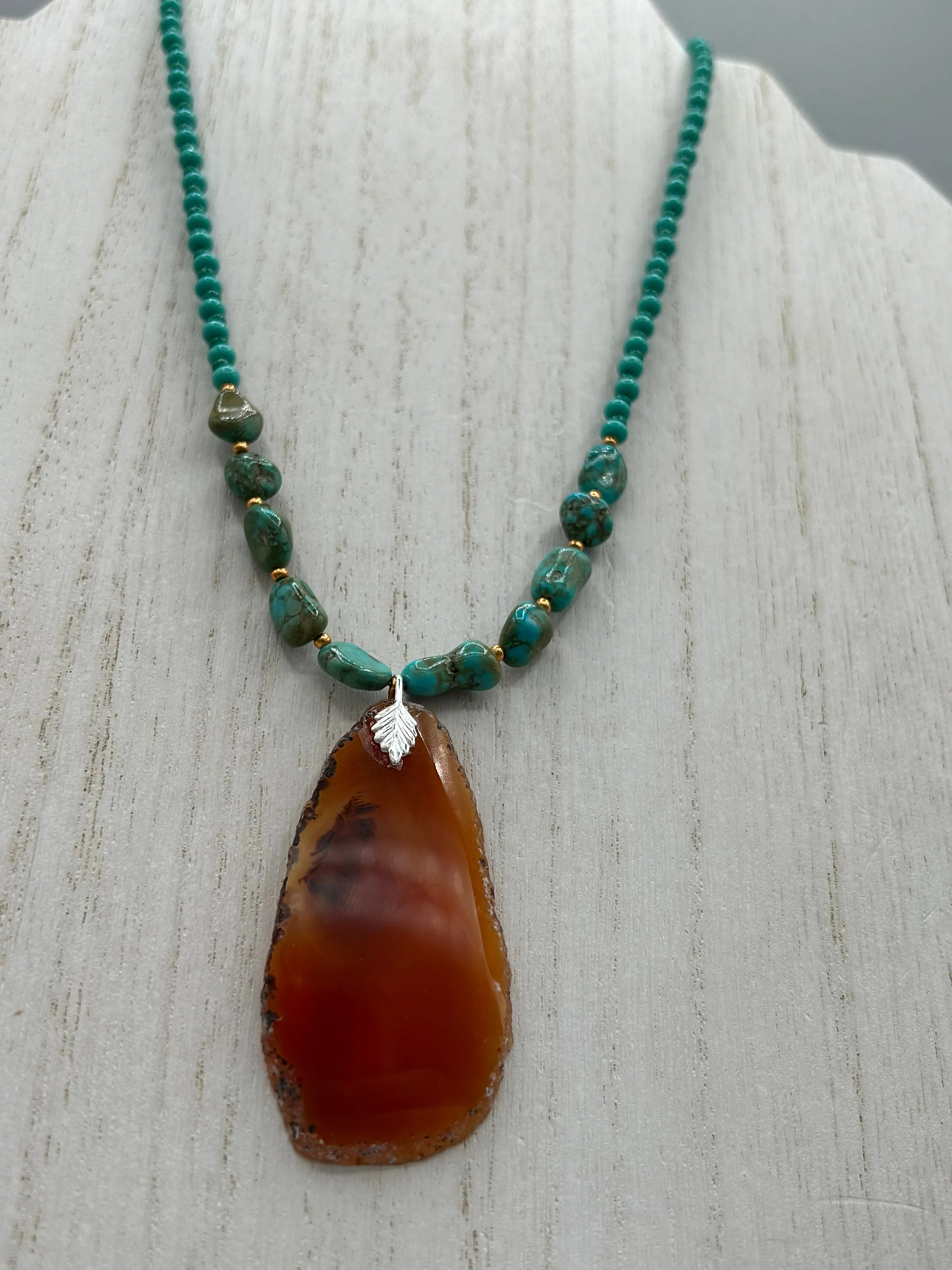 Amber Tone Agate Geode Sliced Stone Chip Necklace, Hippie Crystal Jewelry, Shabby Boho Chic, Natural Gemstone