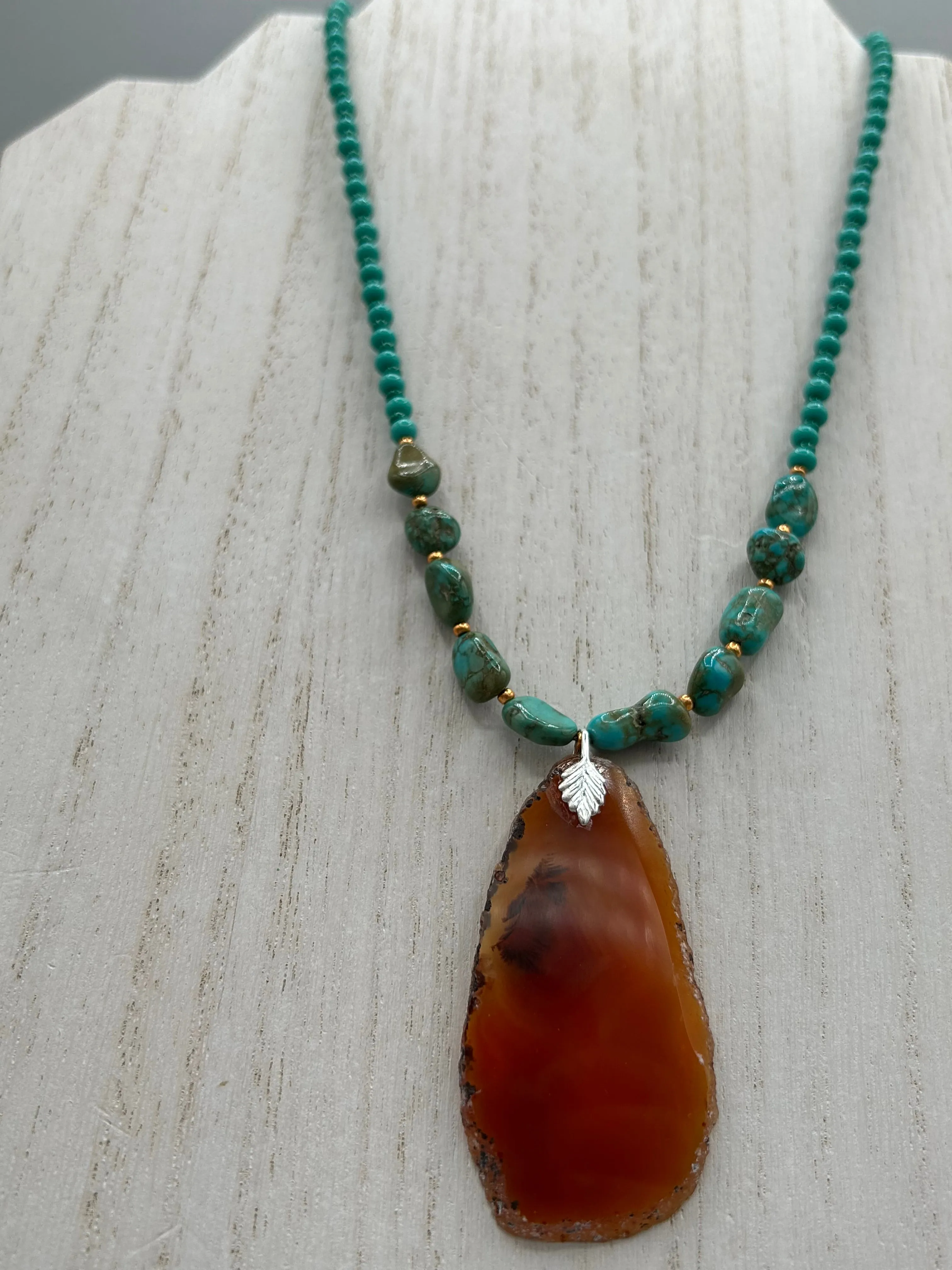 Amber Tone Agate Geode Sliced Stone Chip Necklace, Hippie Crystal Jewelry, Shabby Boho Chic, Natural Gemstone