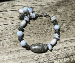 Blue lace agate bracelet