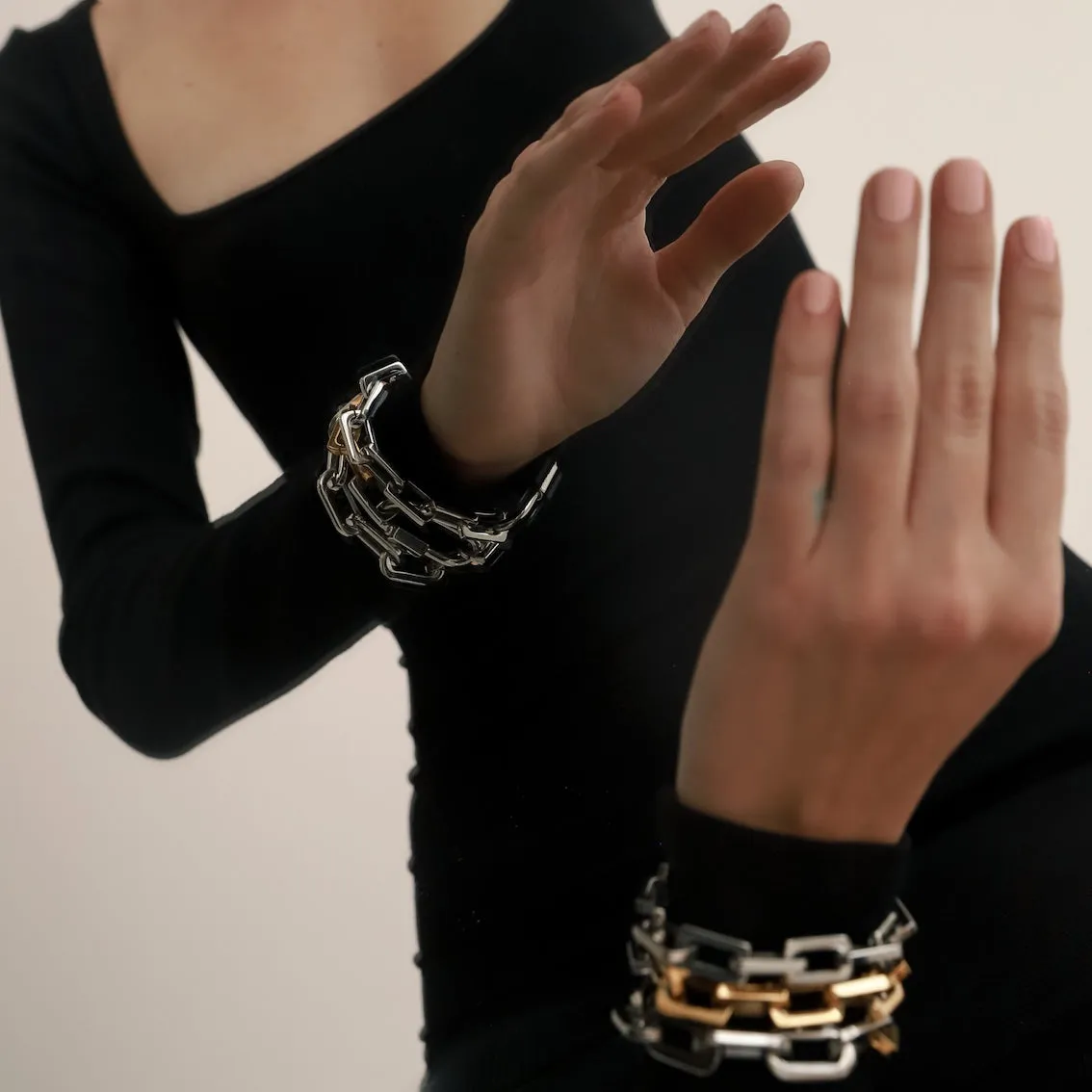 CARABINER PUERTO BRACELET