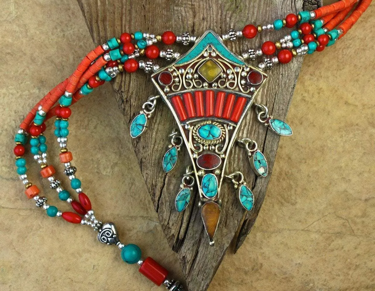 Liberating Insight Tibetan Necklace