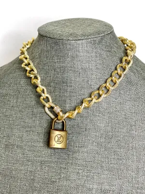 Lock & Chain necklace in gold Clear Rhinestone