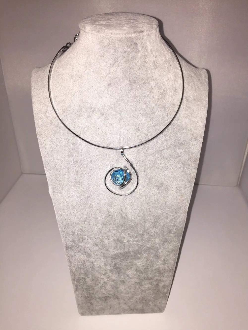 Medium Stone Necklace Handmade in Rhodium Plated Metal