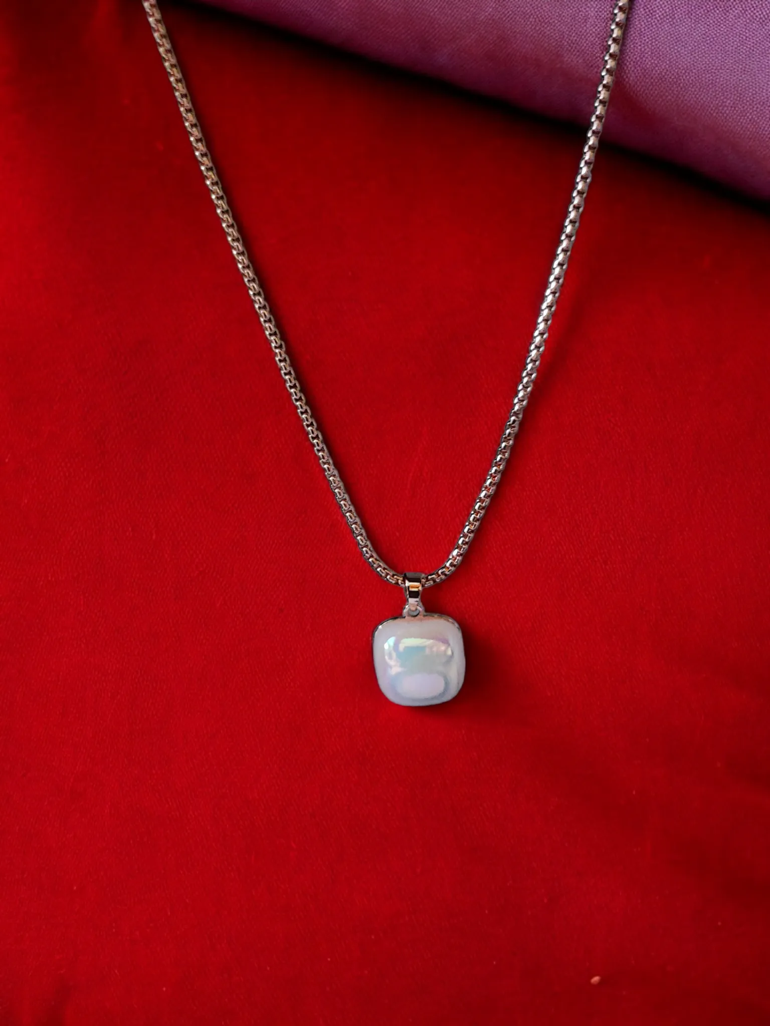 Pearlfect Moonlight Sonata Locket