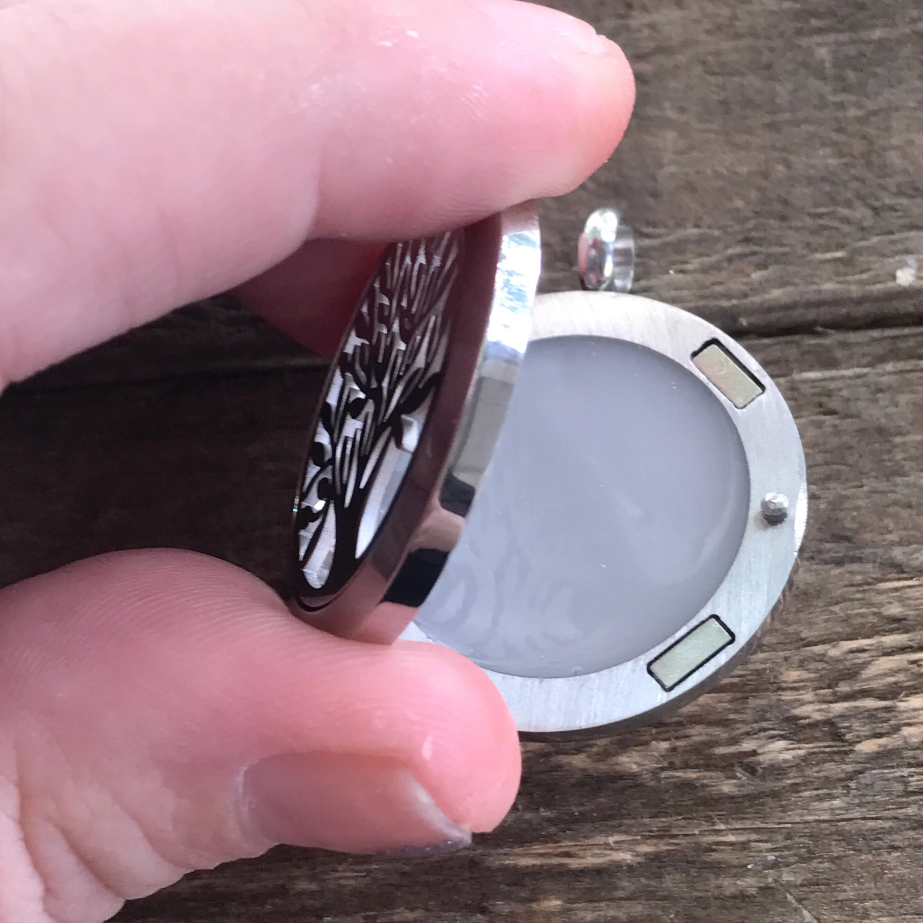 Tree of life stainless locket pendant